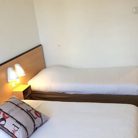 Ace Ferrand La Pardieu Otel