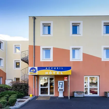 Ace Ferrand La Pardieu Otel