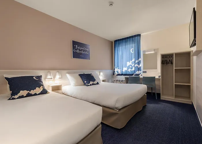 Otel Ace Ferrand La Pardieu 3*