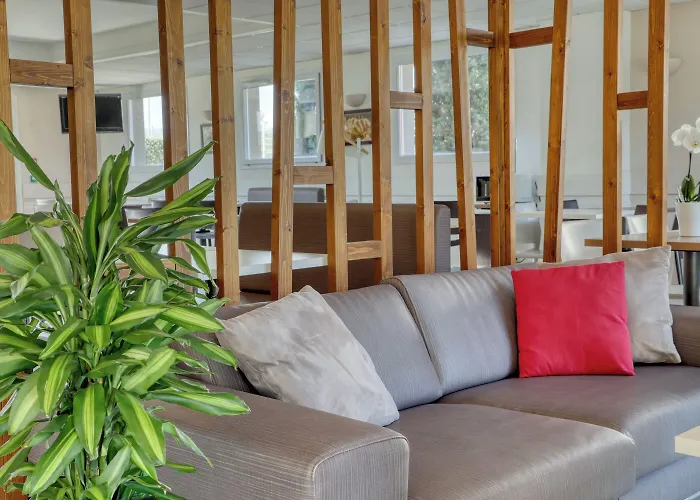 Ace Ferrand La Pardieu 3* Clermont-Ferrand