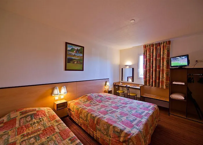 Ace Ferrand La Pardieu Hotel 3*