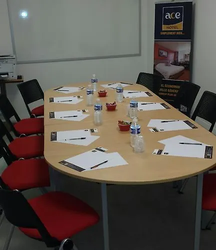 Ace Ferrand La Pardieu 3* Clermont-Ferrand